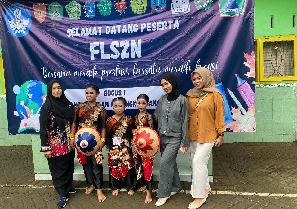 Mahasiswa Asistensi Mengajar UM Ikut Serta dalam Mendampingi Bakat dan Minat Siswa di Ajang Lomba FLS2N