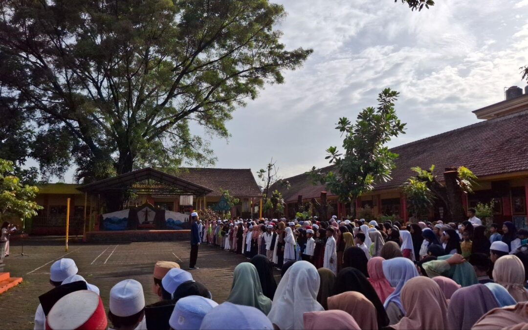 Mahasiswa Asistensi Mengajar Universitas Negeri Malang Ikut Berpartisipasi dalam Kegiatan Pesantren Kilat Ramadhan di SDN Kotalama 1 Malang