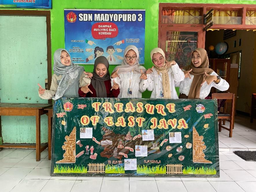 Tingkatkan Minat Literasi dan Numerasi, Mahasiswa UM Ciptakan Program Mading Kreatif