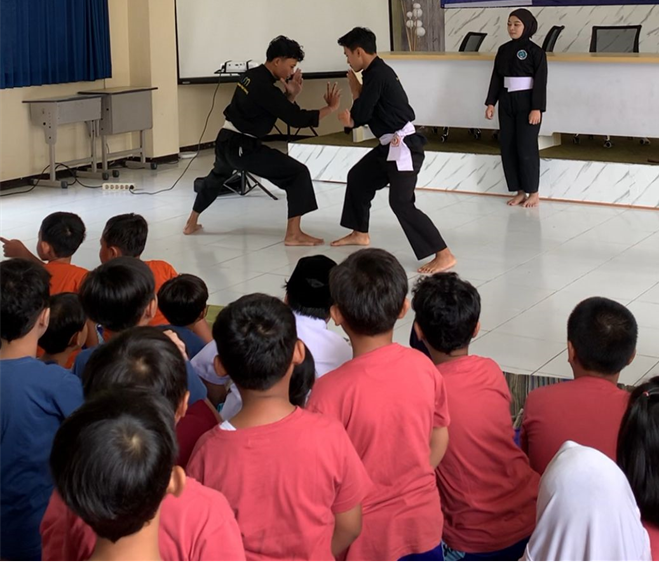 Student Day SD Lab UM: Mengenal Pencak Silat sebagai Warisan Budaya Bangsa