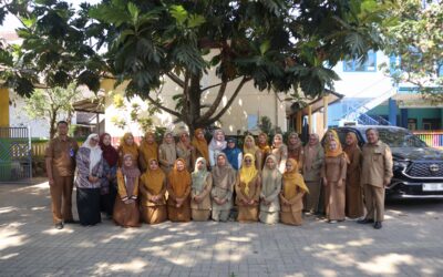 Dosen PGSD FIP UM Gelar Pelatihan Teknologi Cerdas di SDN Putat Lor 2 untuk Memperkuat Kemitraan Pendidikan dan Pembelajaran Sepanjang Hayat