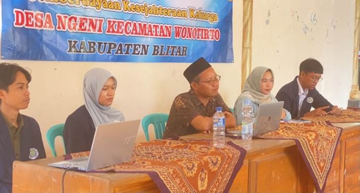 Departemen KSDP UM Gelar Pelatihan Daur Ulang Melalui Praktik Ramah Lingkungan untuk Mewujudkan Produksi Bertanggung Jawab di Blitar