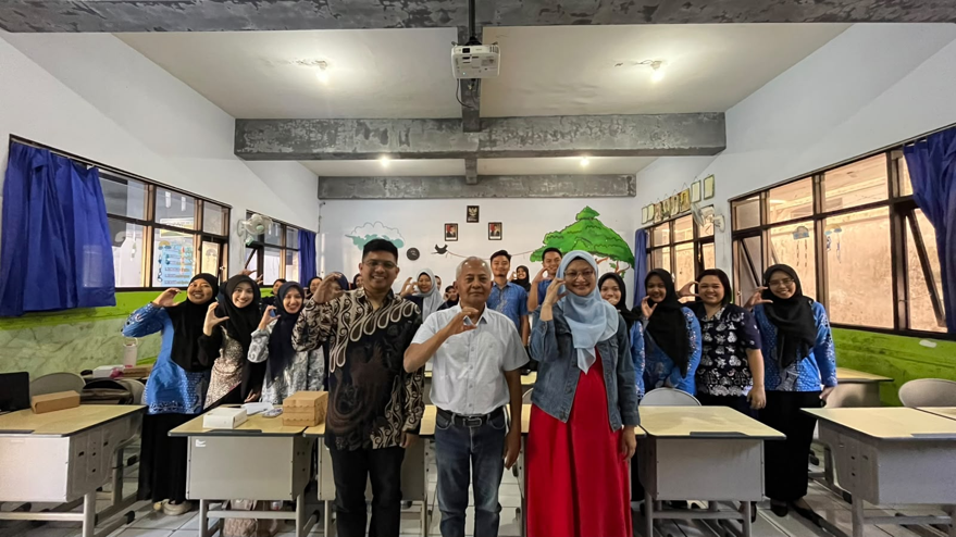 Tingkatkan Kualitas Pembelajaran Sekolah Dasar, Tim Pengabdian PGSD UM Gelar Pelatihan Modul Ajar berbasis Budaya untuk Stimulasi Deep Learning di SD Lab UM Blitar